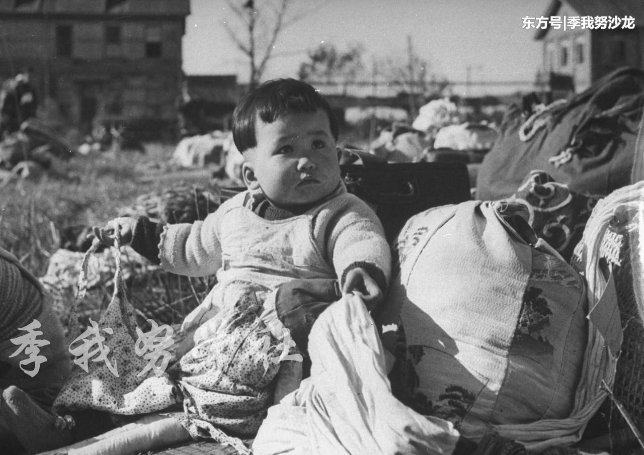 战后的儿童：1945年11月上海日本侨民的孩子等待遣返回国(4) 第4页
