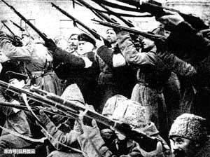 历史上的今天:1917年11月7日俄国十月革命